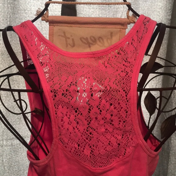 Top - Picture 3 of 5